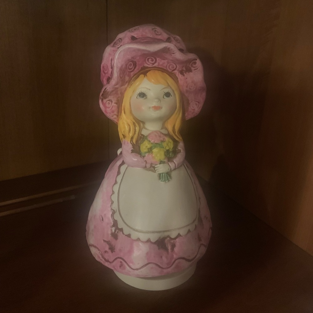 Schmid Rotating Pink Bonnet Girl Music Figurine
